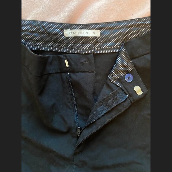 Dressy Lace Trimmed Shorts - Picture 2 of 4